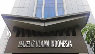 Photo of Fatwa MUI: Umat Islam Diimbau Hindari Transaksi dan Produk Terafiliasi Israel
