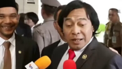 Photo of Komeng: Baru Pertama Dengar Pidato Presiden Secara LANGSUNG, Saya jadi LANGSING