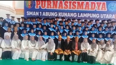 Photo of SMA Negeri 1 Abung Kunang Gelar Purnasismadya, Cetak Lulusan Berakhlak Mulia dan Cerdas