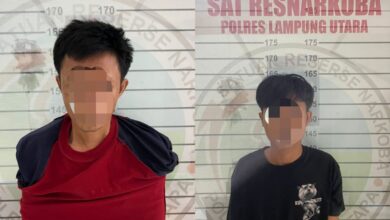 Photo of Tim Opsnal Sat Narkoba Polres Lampung Utara Ringkus Dua Orang Pengedar Sabu